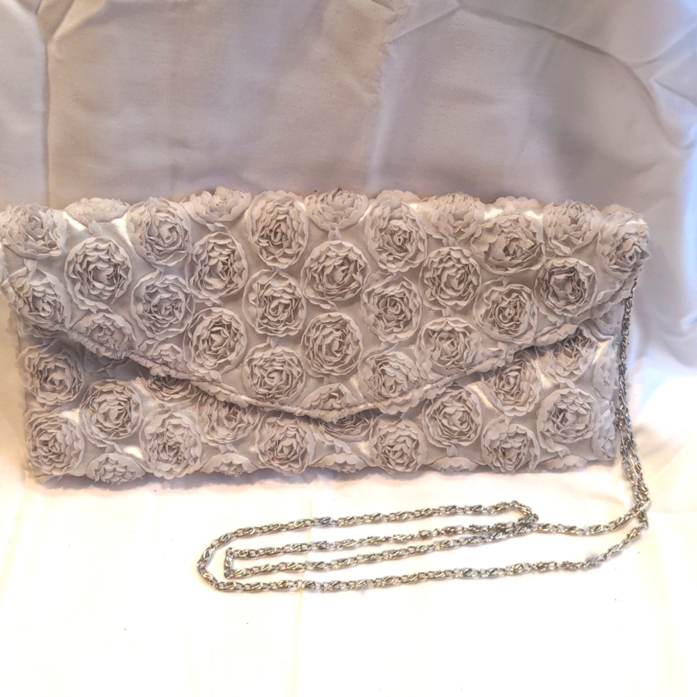 Formal Clutch Silver/Lt Grey hip length strap